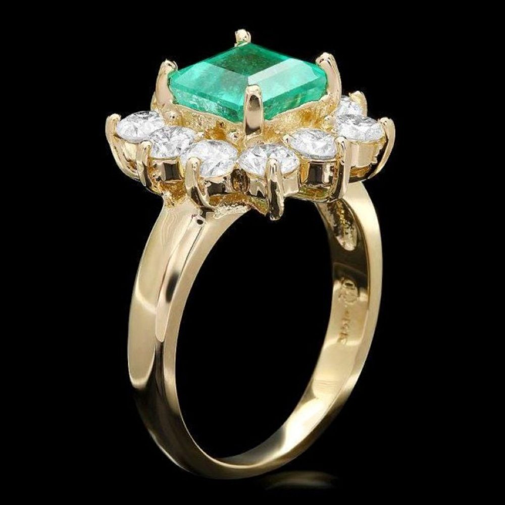 3.40Ct Natural Emerald & Diamond 14KY Gold Ring - Picture 2 of 4